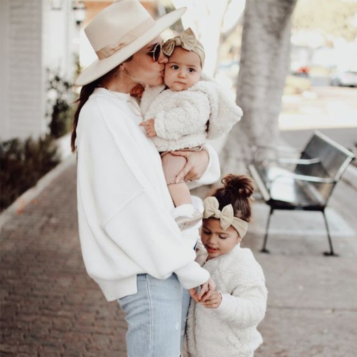 Mother Daughter Photoshoot Outfit Ideas