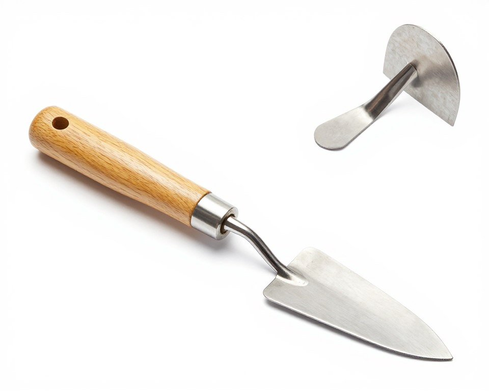 Garden edging tool