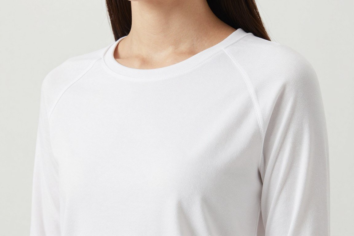 Raglan sleeve top on broad shoulders